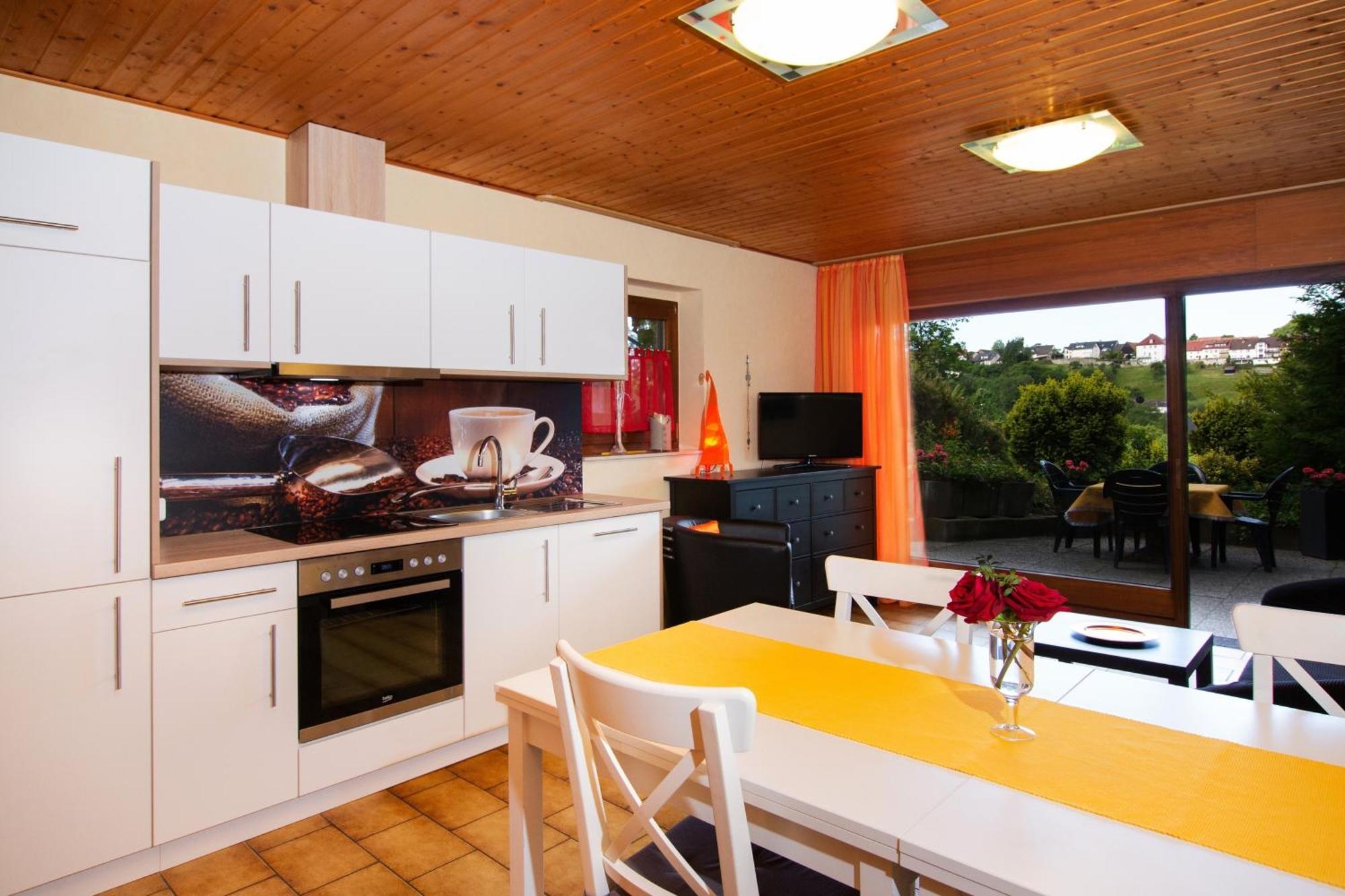 Ferienwohnung "Kirchblick" Im Ferienhaus Blumenhain Bad Wünnenberg Zewnętrze zdjęcie